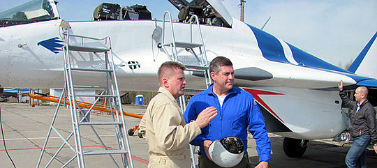 Colin wore a partial g-suit during his aerobatic MiG-29 flight with Sokol Pilot Andrey Pechionkin. A g-suit helps increase the wearer's tolerance to the extreme gravitational forces experienced when performing aerobatic manuevers.