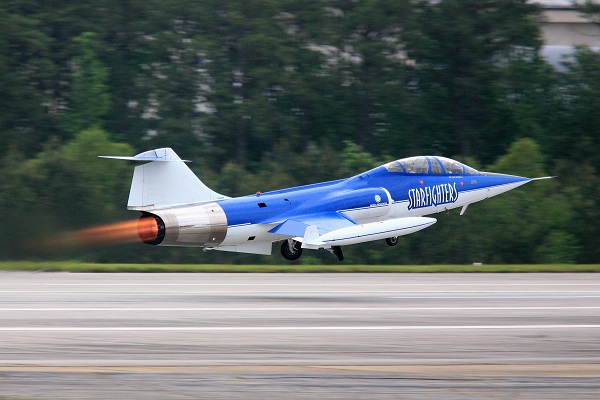 F-104 Starfighter on take-off