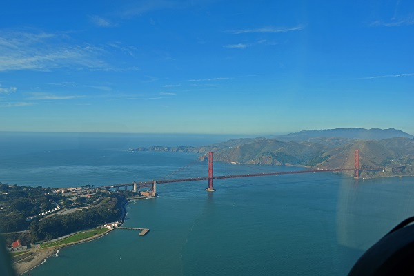 See San Franscico: Private sightseeing flights and day cruises