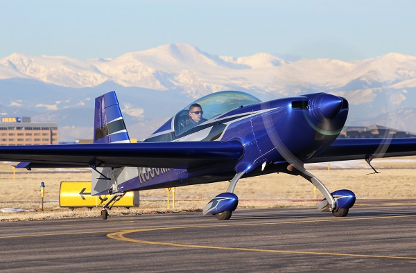 Aerobatic flights in Colorado, California, Arizona and Texas