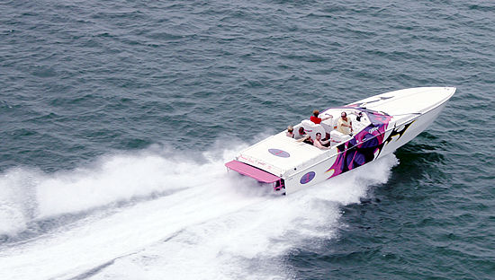 High-Performance Cigarette Boat & Jet Boat Racing & Training