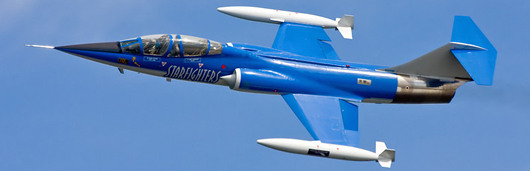 Supersonic F-104 Starfighter by Lockheed: Flight Training in the Starfighter